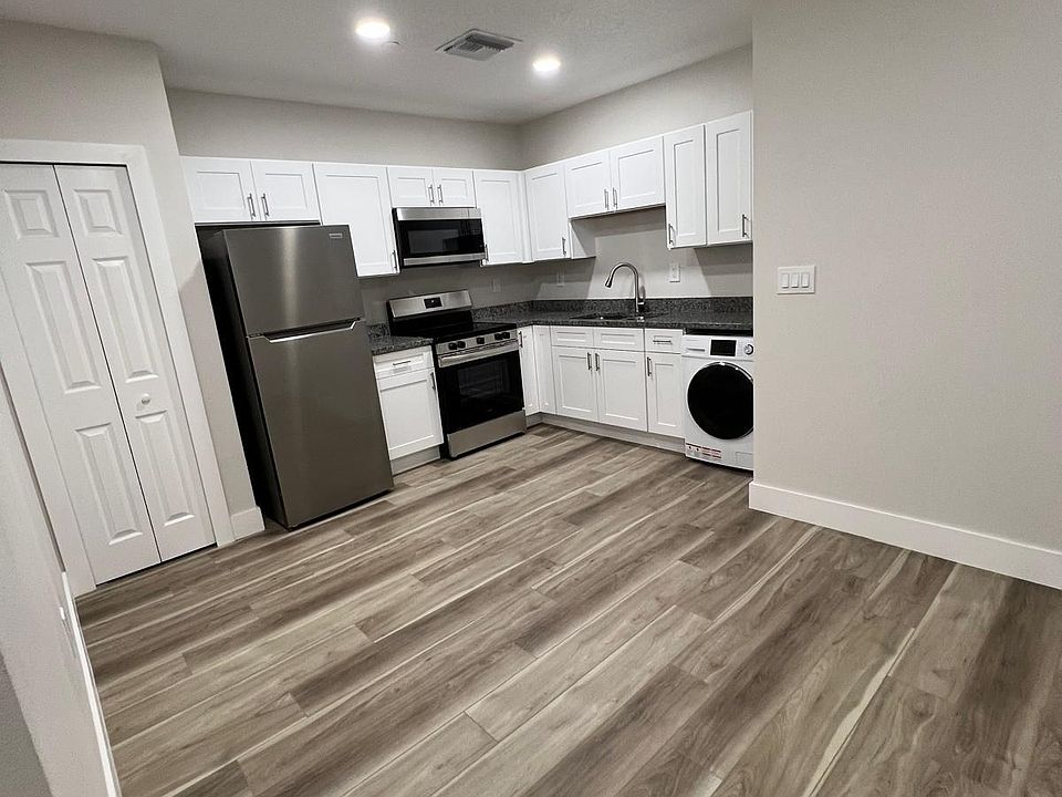 1st image of 475 Umatilla Blvd APT 7