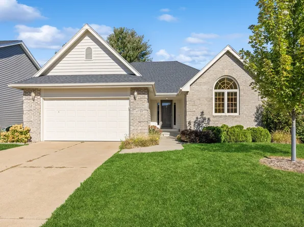 15105 Hawthorn Dr, Clive, IA 50325