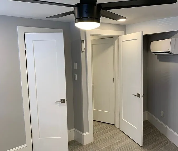 536 W King St #B6 — Photo 9