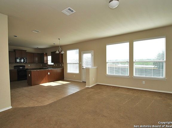 2nd image of 712 Clearbrook Ave