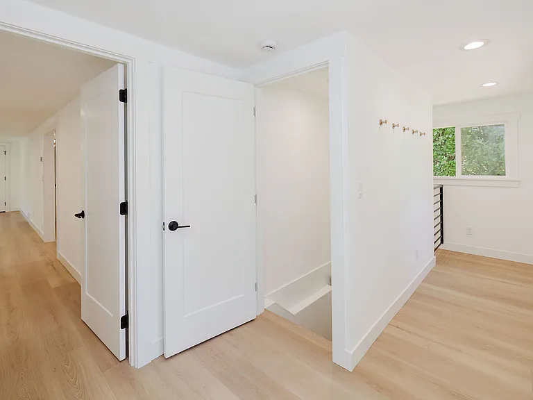 1520 Morgan Rd NW — Photo 7