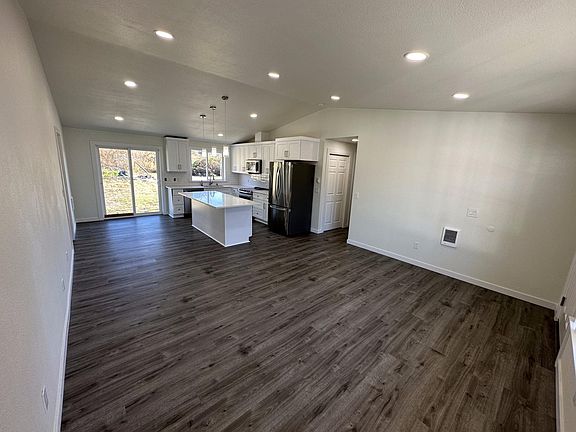 3rd image of 5205 Aerie Ln
