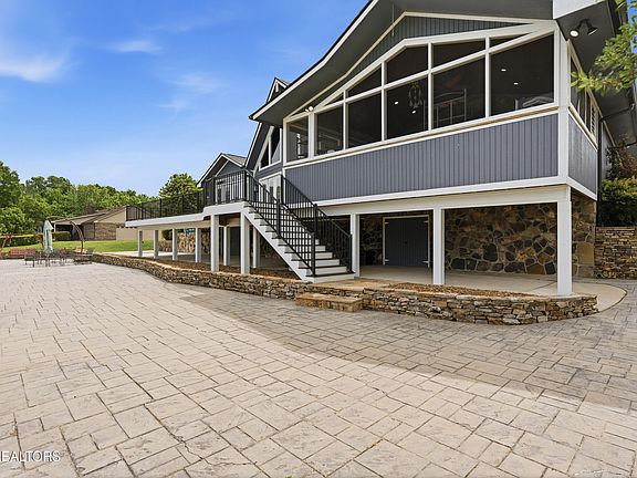 48th image of 401 Gholdston Dr