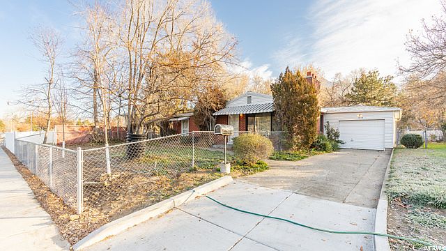 1st image of 5889 S Highland Dr