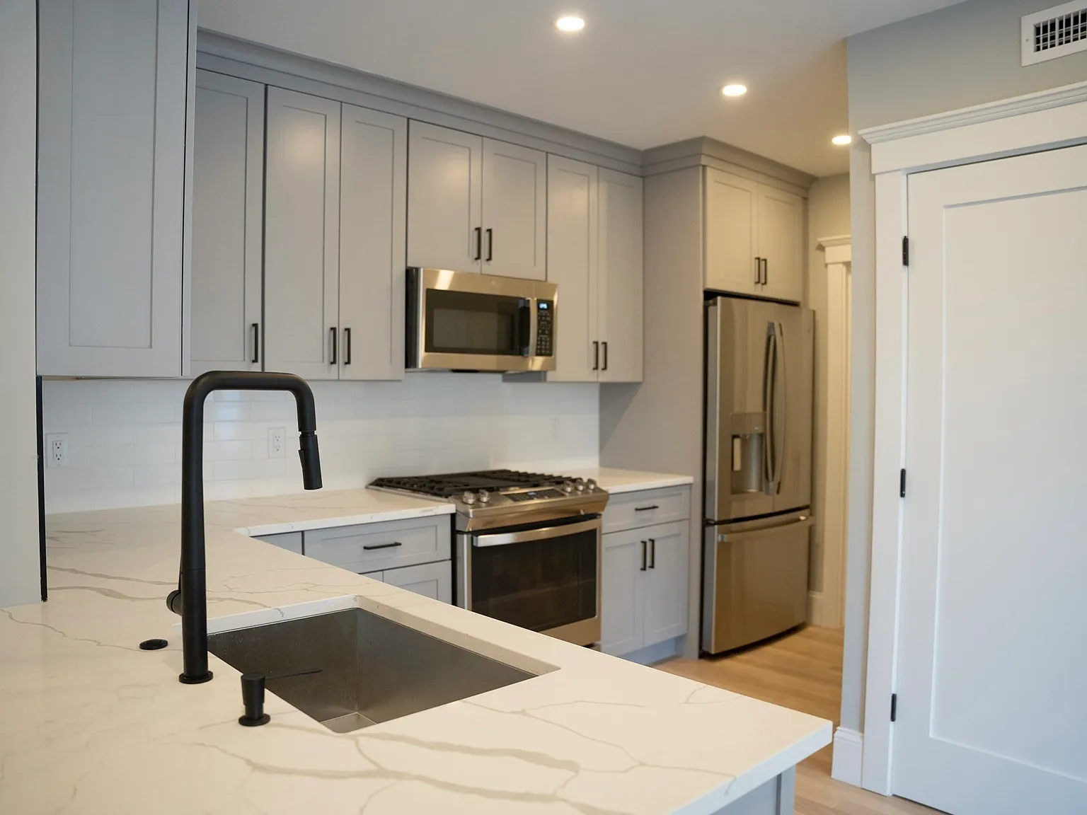 1 bed, 540 sqft, $2,600 — Photo 3