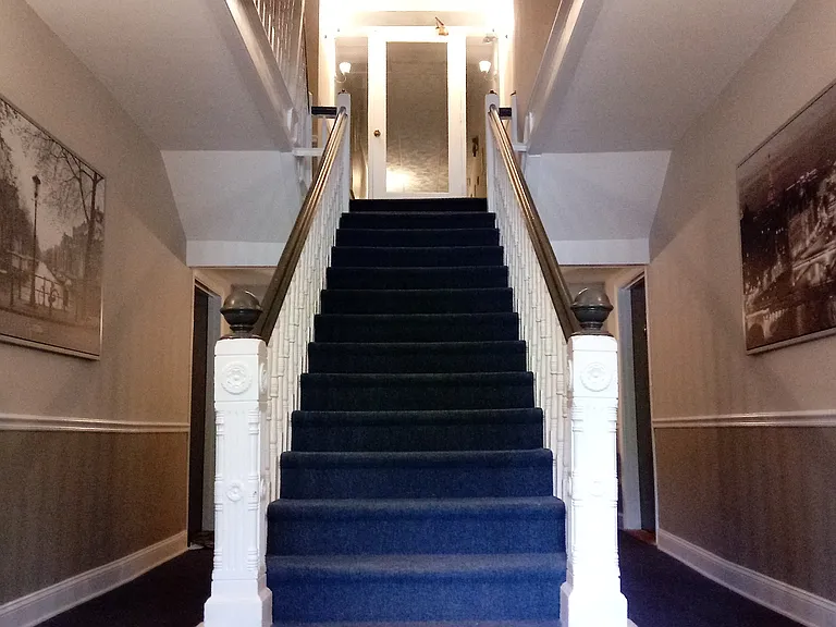 304 N Wayne Ave — Photo 1