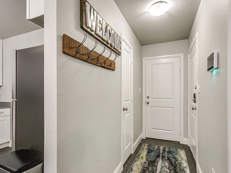 3905 Sheraton Rd — Photo 14
