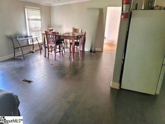 3rd image of 105 Owens Meadow Ct