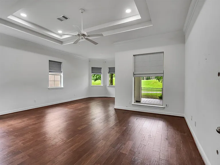 16011 Bridges Fairway Ln — Photo 14