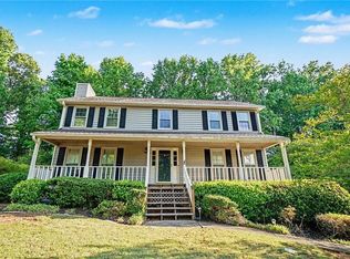 1519 Wood Valley Dr, Marietta, GA 30066