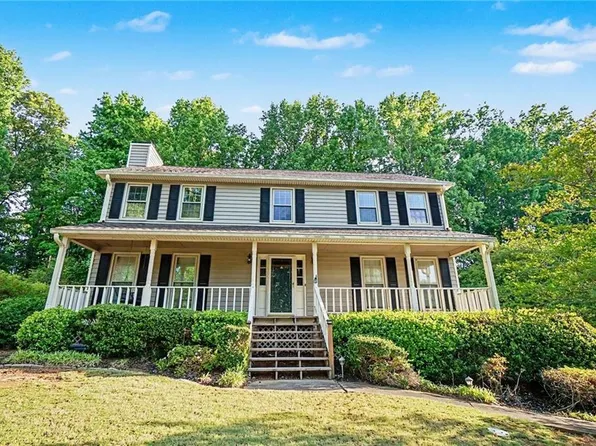1519 Wood Valley Dr, Marietta, GA 30066