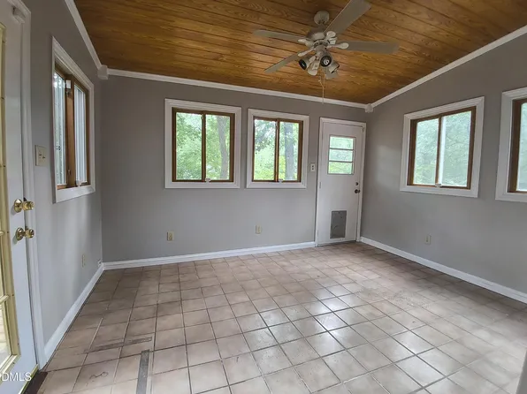 708 Dawnwood Ct, Raleigh, NC 27609