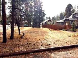 217 W Jefferson Ave, Sisters, OR 97759