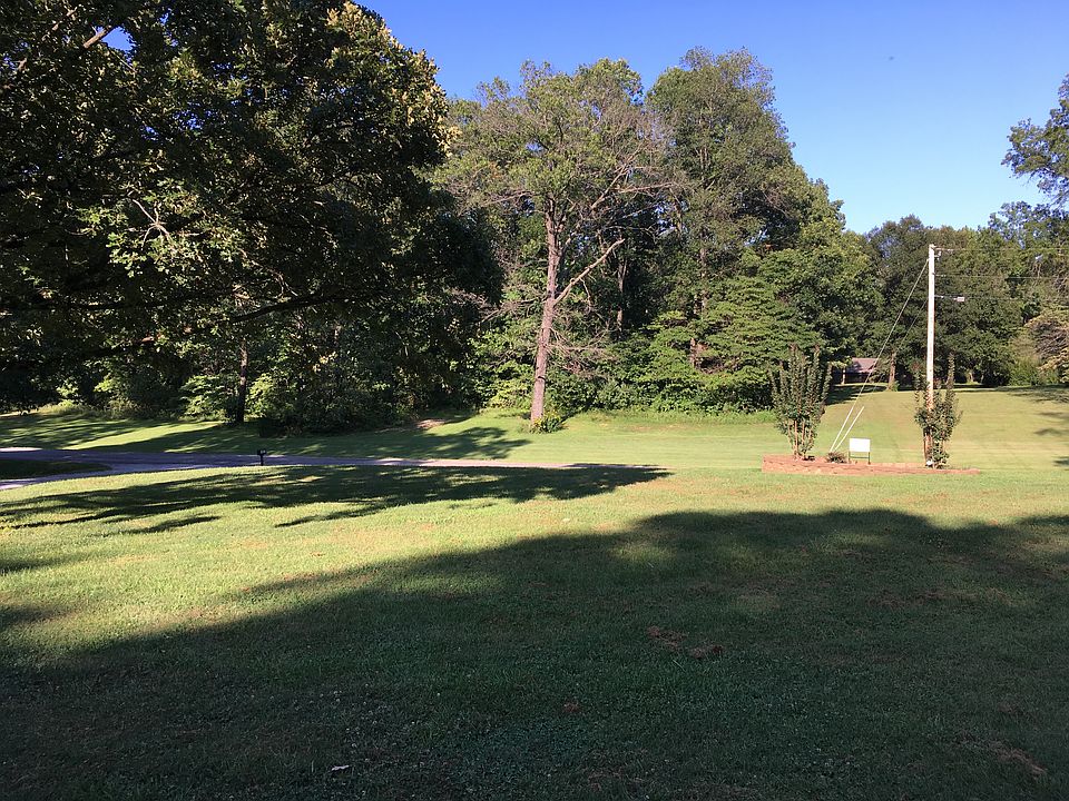 View from front yard