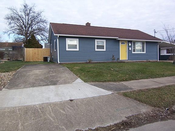 4th image of 2205 Capital Dr