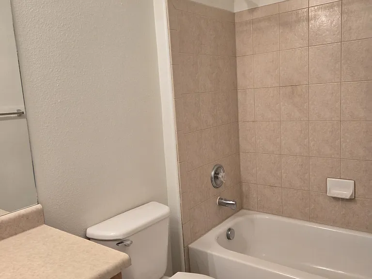 1575 Olympia Cir #205 — Photo 19