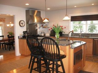 500 Wallis Rd, Rye, NH 03870