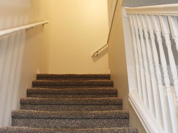 5th image of 3522 Centennial Cir