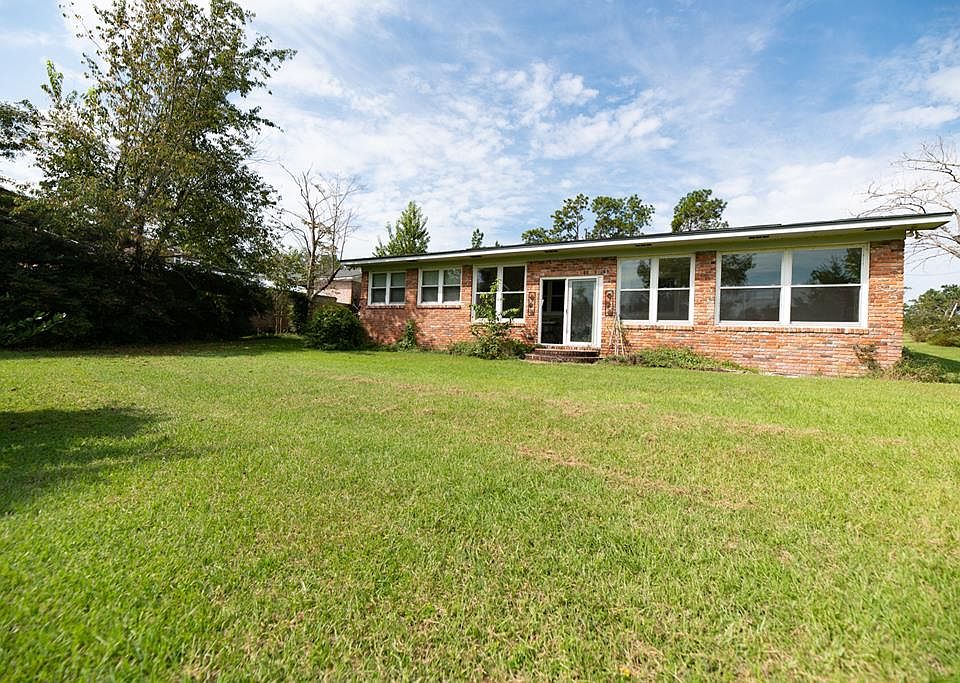 1st image of 8015 E Cypress Dr