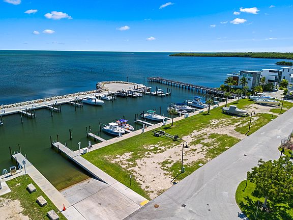 5th image of 94825 Overseas Hwy #124