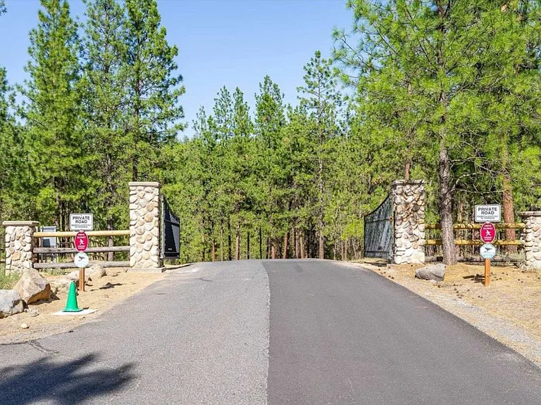 N River Park Ln — Photo 14