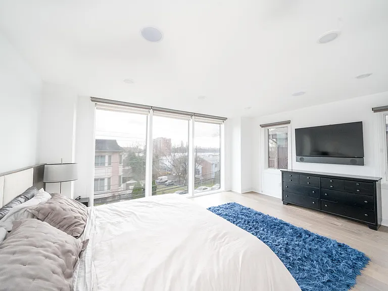 496 Undercliff Ave #3A — Photo 34