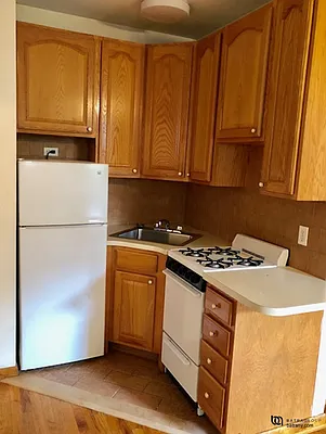 Rented by Batra Group Inc | media 5