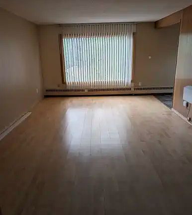 3rd image of 3920 Robinson St #3920