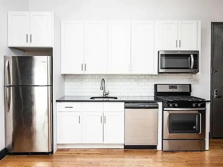 758 Putnam Ave #3 — Photo 2