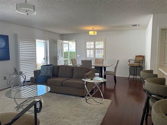 3rd image of 17428 SE 82nd Roslyn Ct