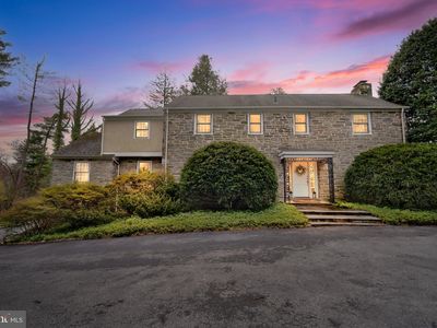 525 Fishers Rd, Bryn Mawr, PA, 19010