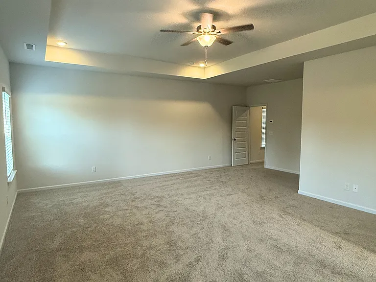 11053 Valmont Way — Photo 29