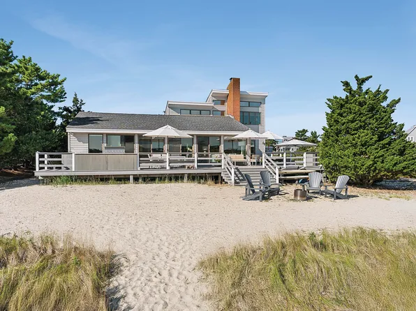37 Sandgate Ln, Southampton, NY 11968