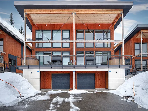 270 Pass Life Way #1, Snoqualmie Pass, WA 98068