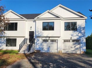 98 Westfield St, Middletown, CT 06457