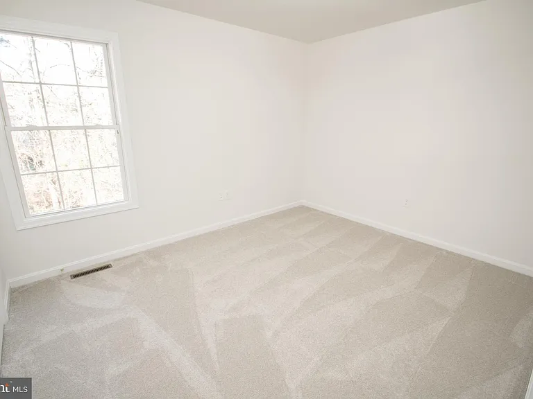 21421 Mary Margaret Ct — Photo 28