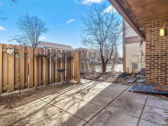 4th image of 2950 Asbury Ct #34