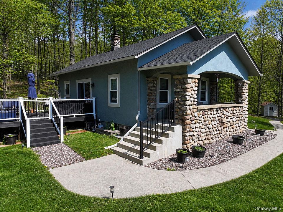1st image of 33 Horton Road