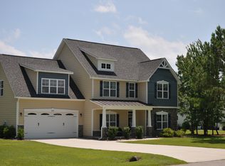 108 Shoveler Ct, Sneads Ferry, NC 28460