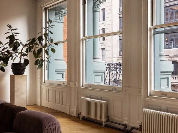 515 Broadway 4B image 3 of 12