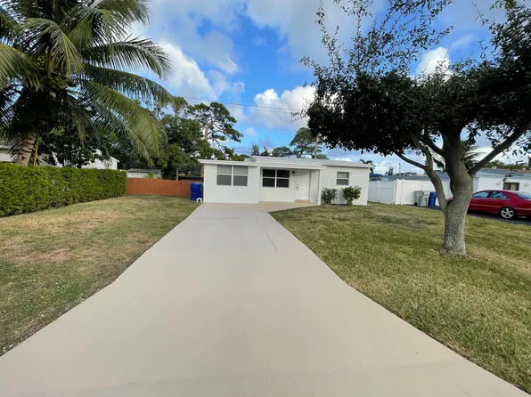 2696 NE 12th Ter, Pompano Beach, FL 33064