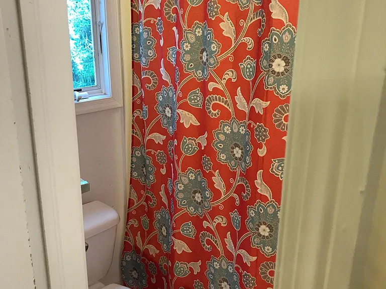 Tub/Shower combo