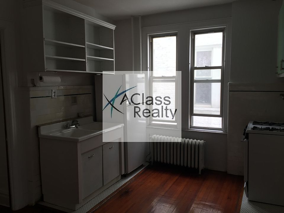 1st image of 2522 18th St