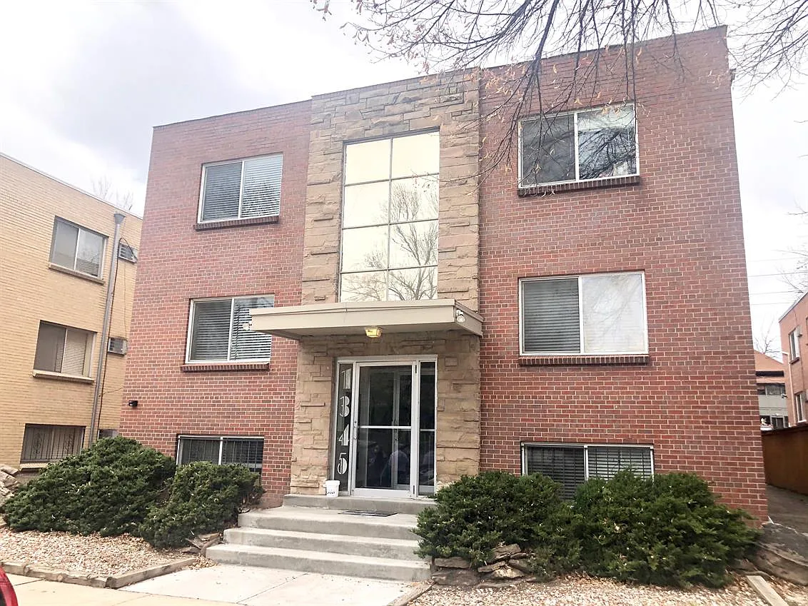 Monroe Apartments — Photo 1