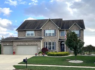 5636 Sunnyvalle Dr, Bargersville, IN 46106