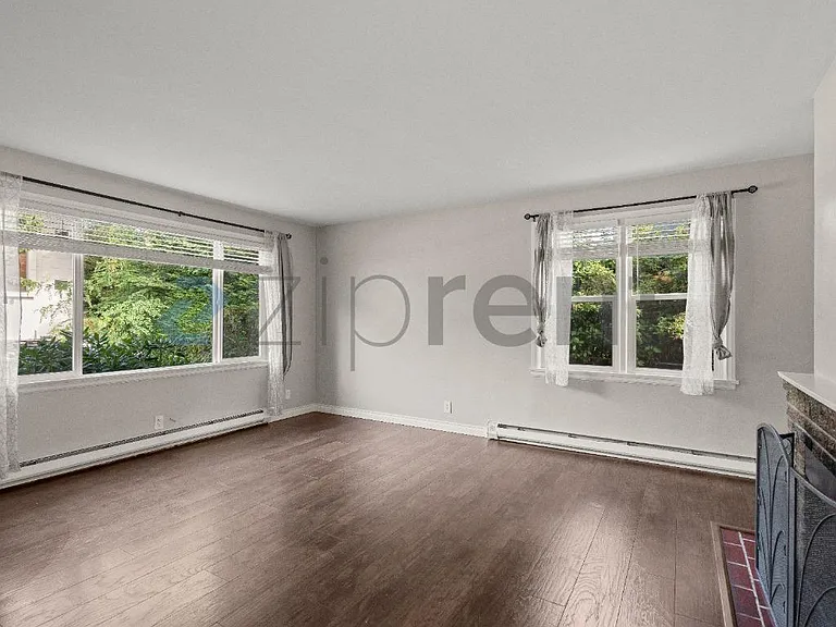 833 16th Ave — Photo 5