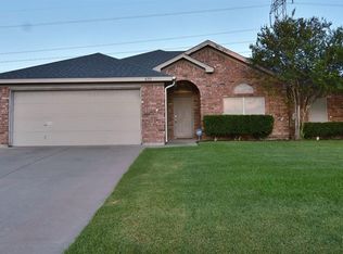6703 White Tail Ln, Arlington, TX 76002