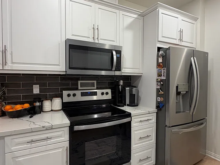 710 N Ethan Way — Photo 11