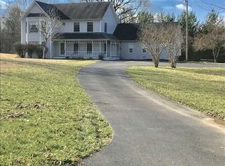 1540 Sunny Acres Dr, Bedford, IN 47421