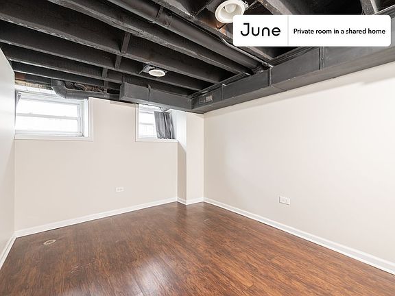 3rd image of 950 N Wolcott Ave #1F-C